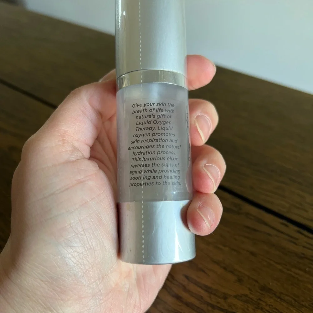 NEW Suzanne Somers Organics Liquid Oxygen Therapy Facial Serum 1 Fl oz 30 ml